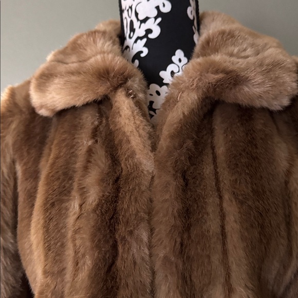 LOFT Tan Faux Fur Jacket - Picture 3 of 9